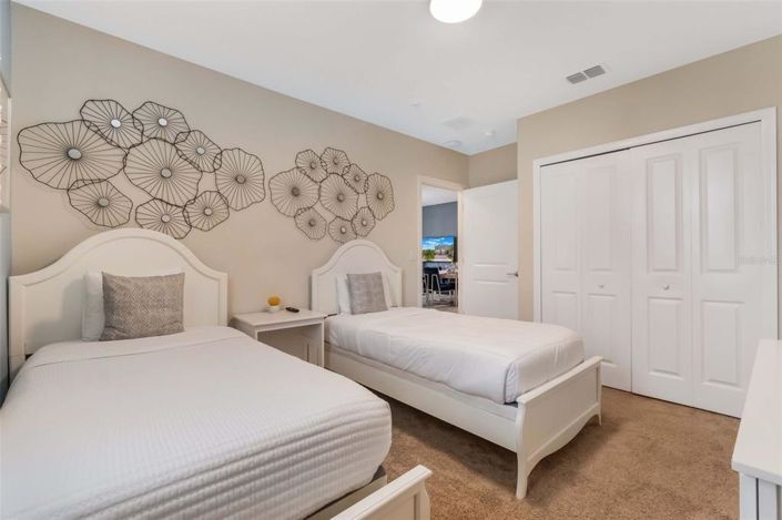 Image No.15-2 Bed Property for sale