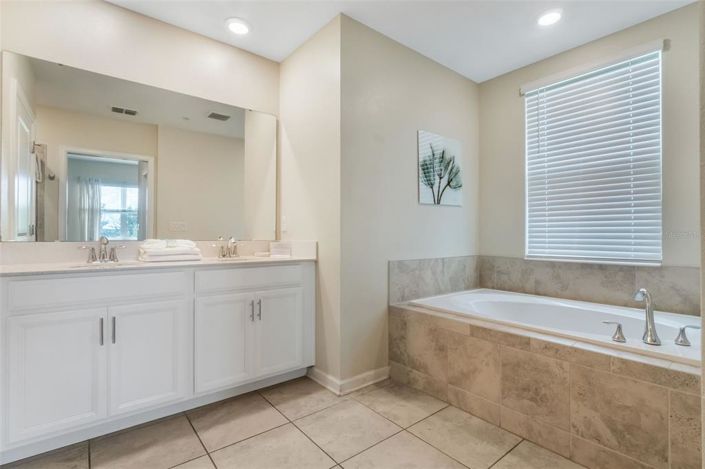 Image No.20-2 Bed Property for sale