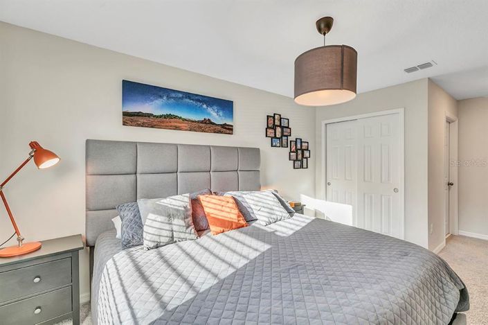 Image No.21-5 Bed Townhouse for sale