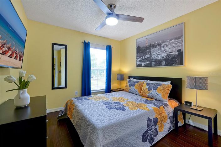 Image No.15-3 Bed Townhouse for sale