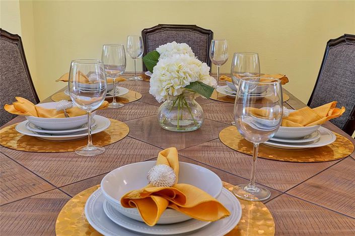 Image No.8-3 Bed Townhouse for sale