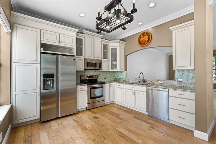 Image No.10-4 Bed Townhouse for sale