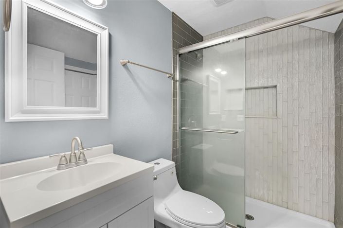 Image No.27-4 Bed Townhouse for sale