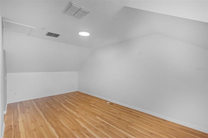 Image No.28-4 Bed Townhouse for sale