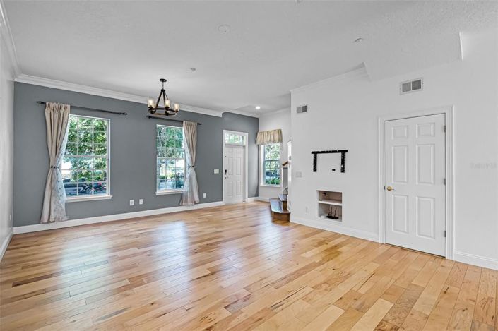 Image No.4-4 Bed Townhouse for sale