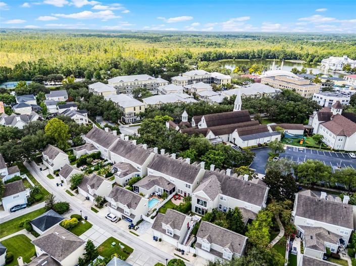 Image No.40-4 Bed Townhouse for sale