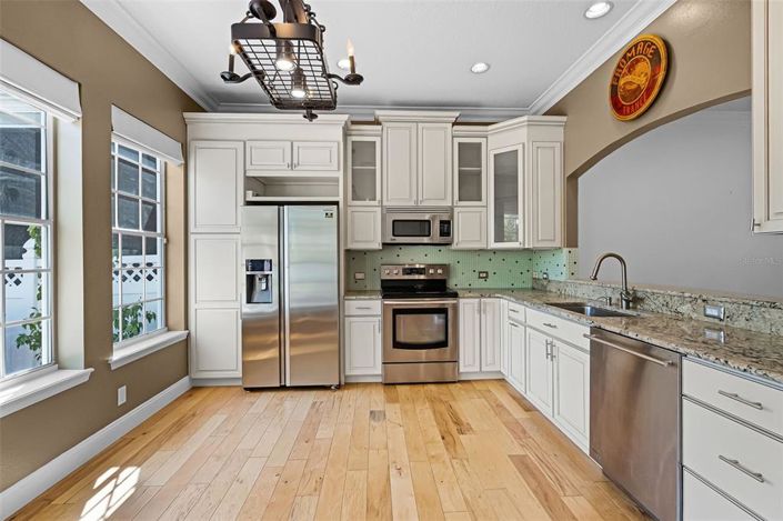 Image No.9-4 Bed Townhouse for sale