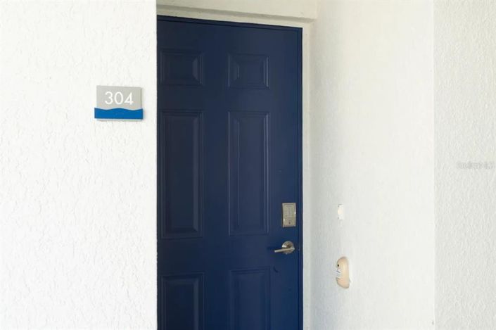 Image No.3-2 Bed Property for sale