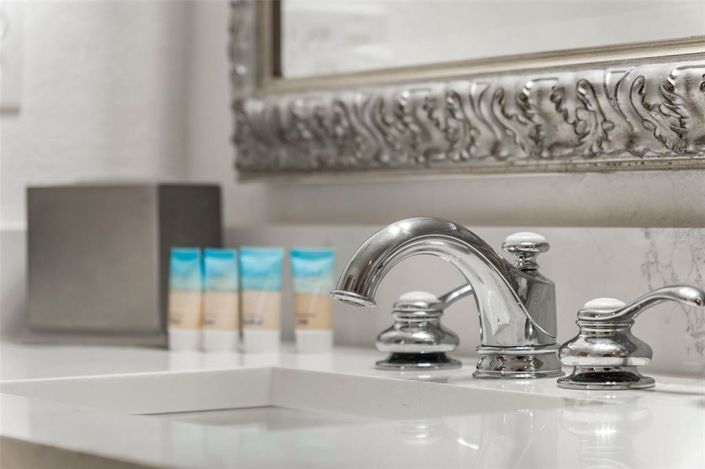 Image No.12-3 Bed Property for sale