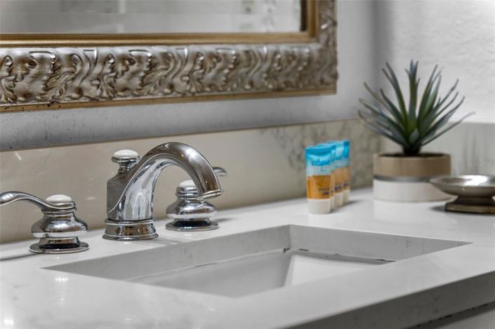 Image No.19-3 Bed Property for sale