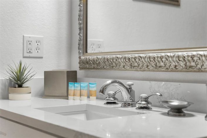 Image No.21-3 Bed Property for sale