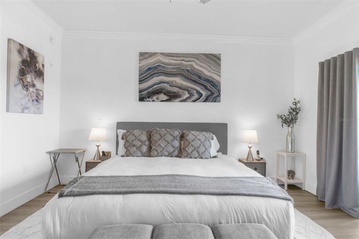 Image No.53-3 Bed Property for sale