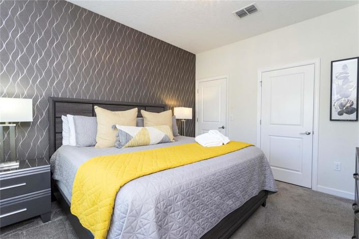 Image No.20-4 Bed Townhouse for sale