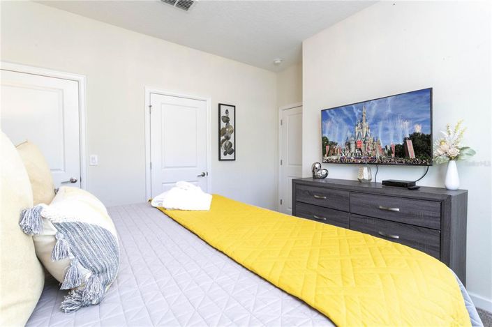 Image No.21-4 Bed Townhouse for sale