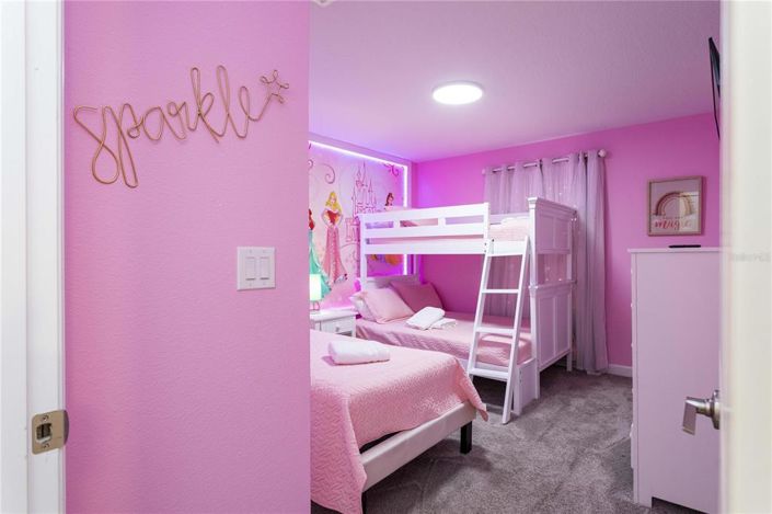 Image No.32-4 Bed Townhouse for sale