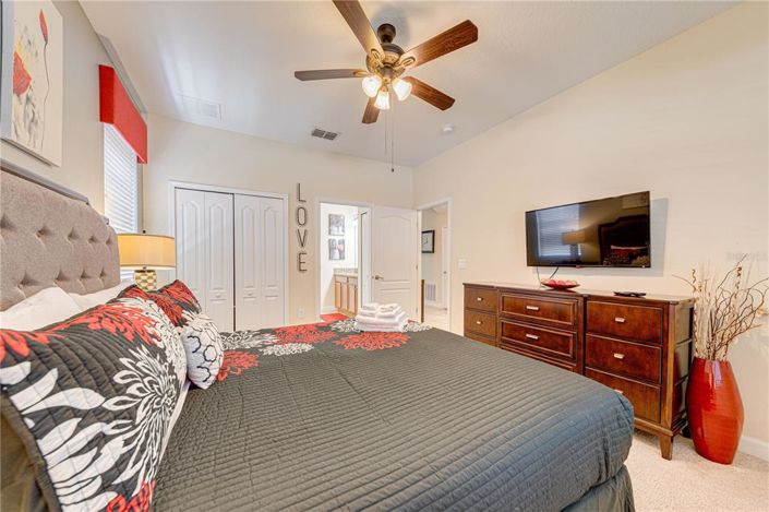 Image No.23-6 Bed Property for sale