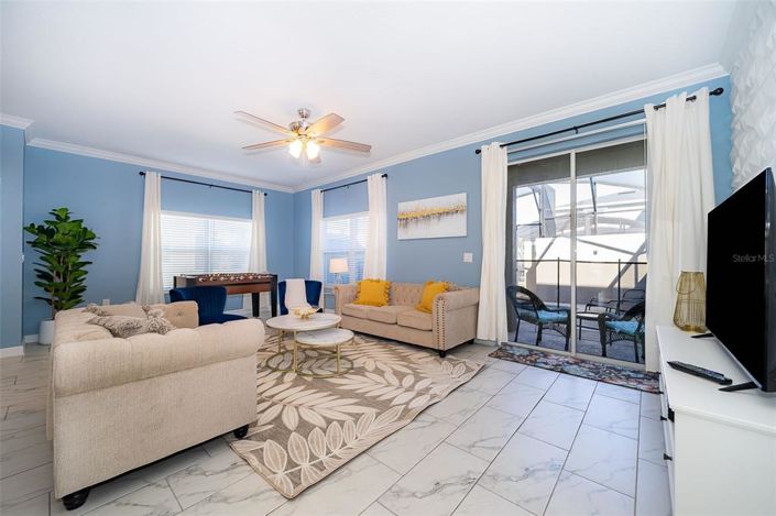 Image No.6-5 Bed Townhouse for sale