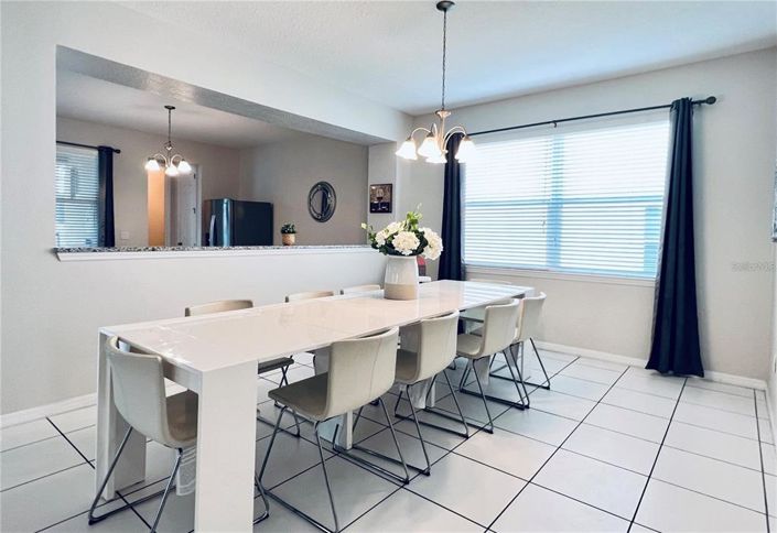 Image No.12-9 Bed Property for sale