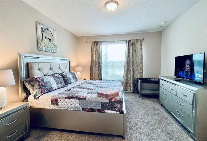 Image No.6-9 Bed Property for sale