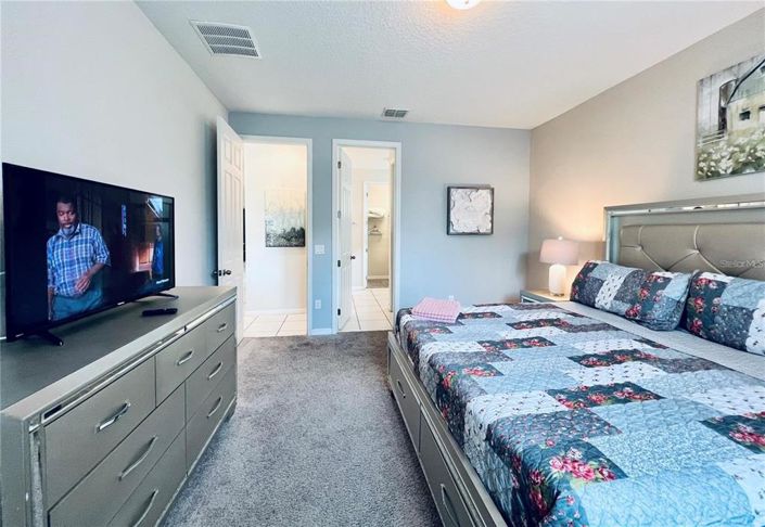 Image No.9-9 Bed Property for sale