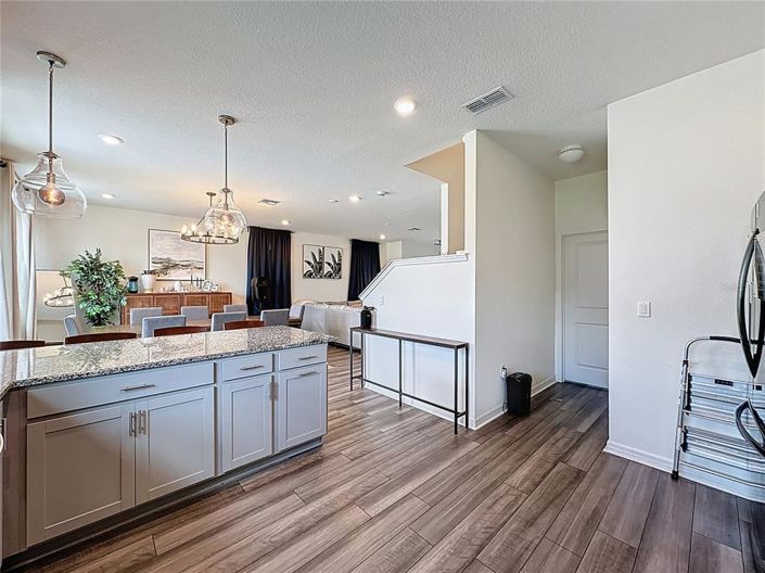 Image No.12-4 Bed Property for sale