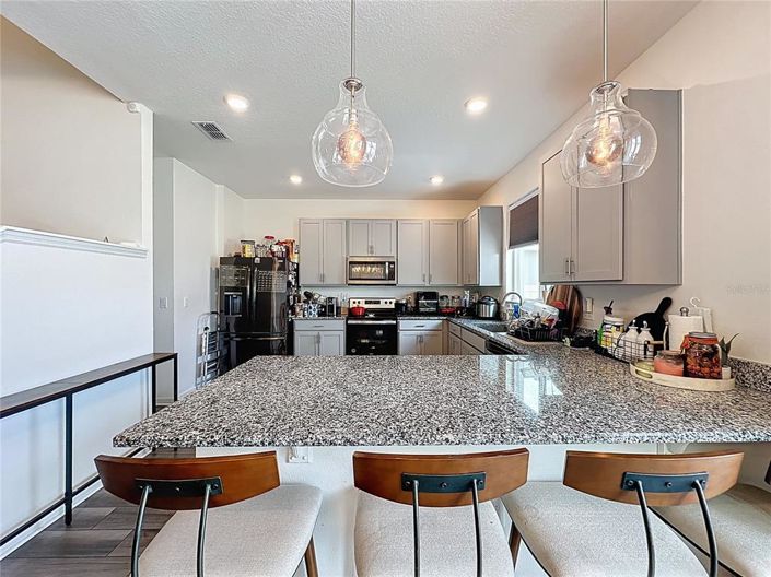 Image No.14-4 Bed Property for sale