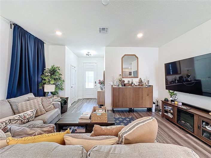 Image No.16-4 Bed Property for sale