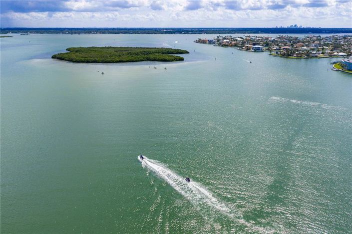 Image No.24-2 Bed Townhouse for sale