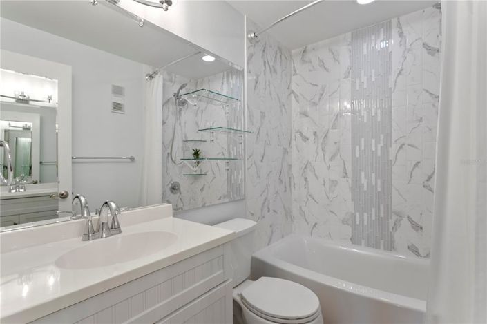 Image No.37-2 Bed Townhouse for sale