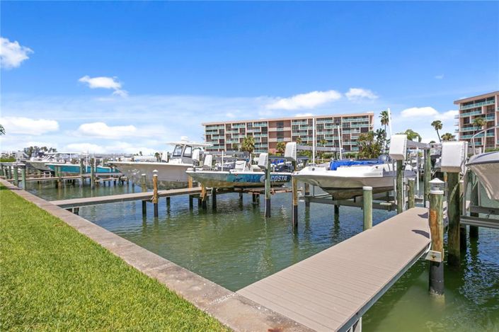 Image No.49-2 Bed Townhouse for sale