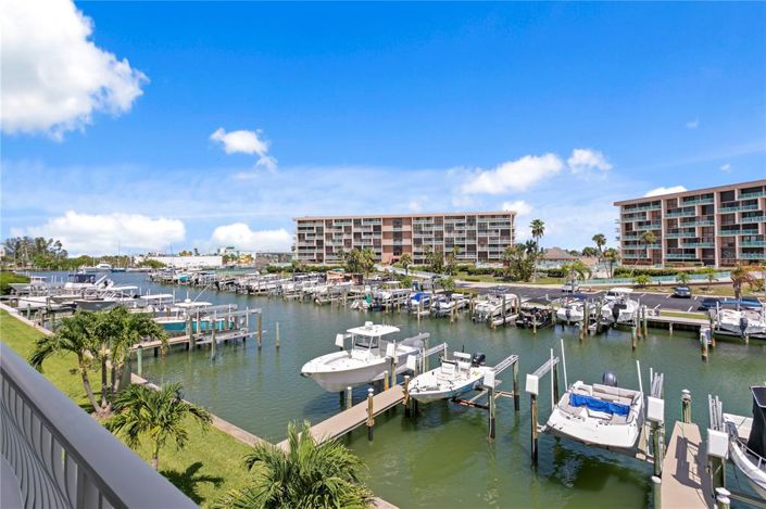 Image No.51-2 Bed Townhouse for sale