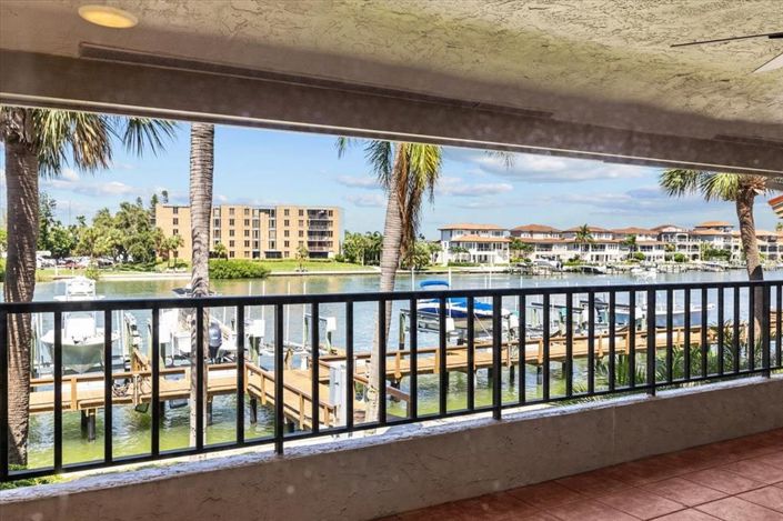 Image No.4-2 Bed Property for sale