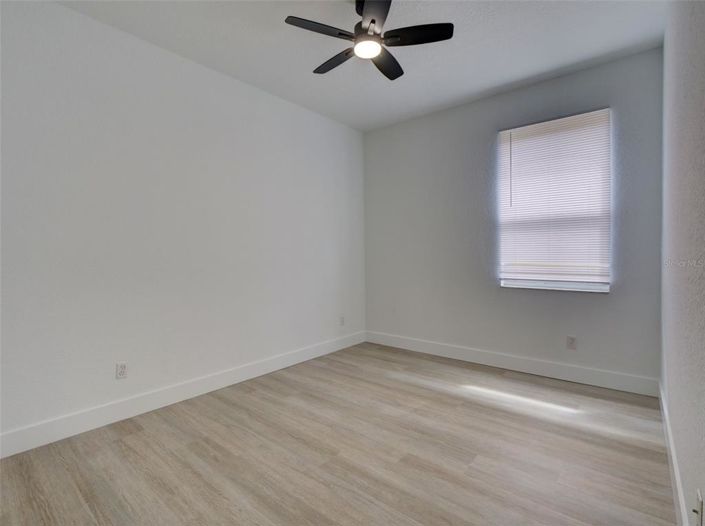 Image No.30-4 Bed Property for sale