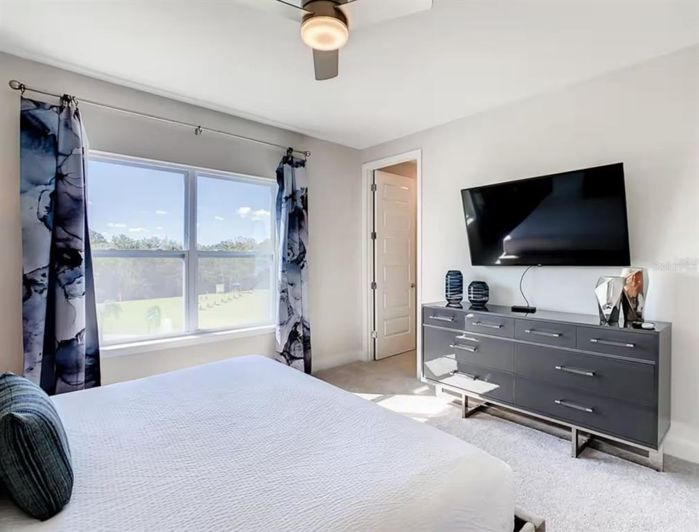 Image No.21-3 Bed Townhouse for sale