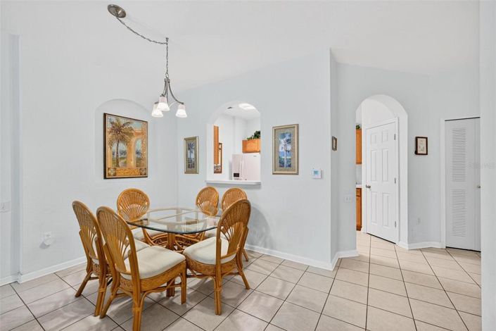 Image No.14-3 Bed Property for sale