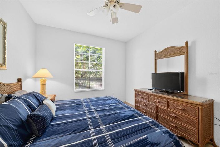 Image No.24-3 Bed Property for sale