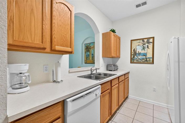 Image No.8-3 Bed Property for sale