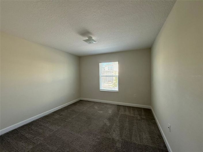 Image No.10-4 Bed Townhouse for sale