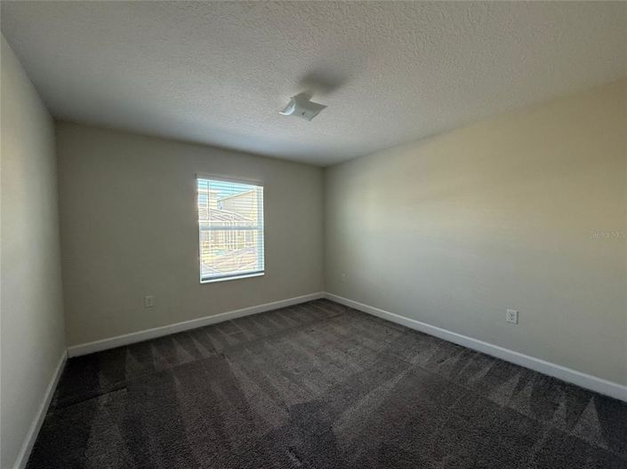 Image No.12-4 Bed Townhouse for sale