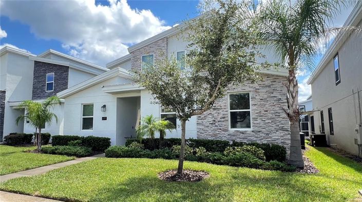 Image No.3-7 Bed Property for sale