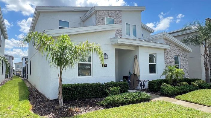 Image No.4-7 Bed Property for sale