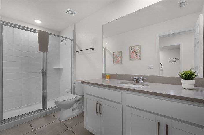 Image No.24-5 Bed Townhouse for sale