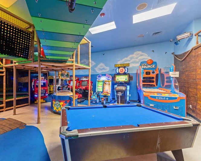 Image No.18-4 Bed Townhouse for sale