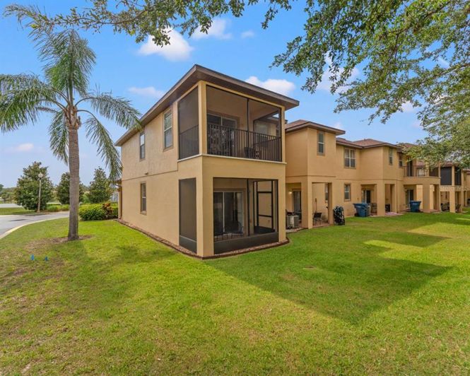 Image No.22-4 Bed Townhouse for sale