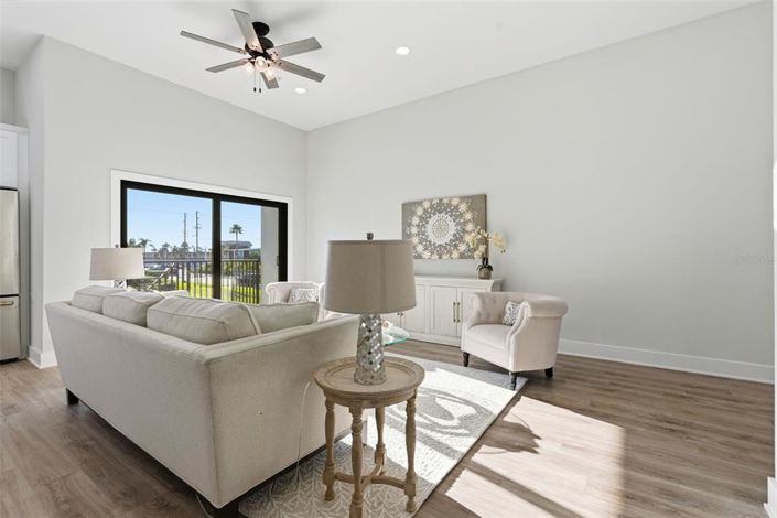 Image No.15-5 Bed Townhouse for sale