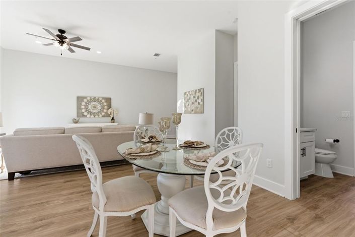 Image No.21-5 Bed Townhouse for sale