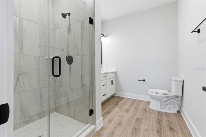 Image No.36-5 Bed Townhouse for sale