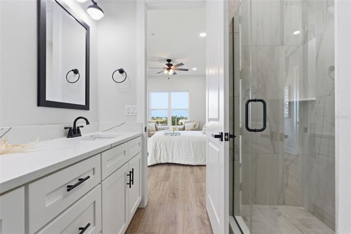 Image No.41-5 Bed Townhouse for sale