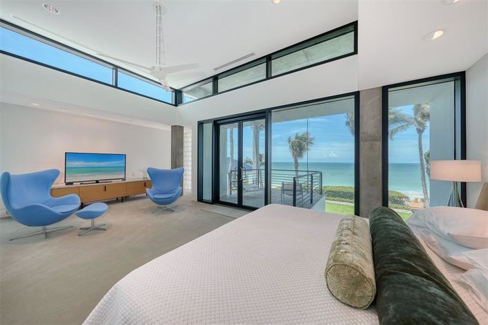 Image No.29-5 Bed Property for sale