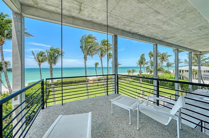 Image No.30-5 Bed Property for sale